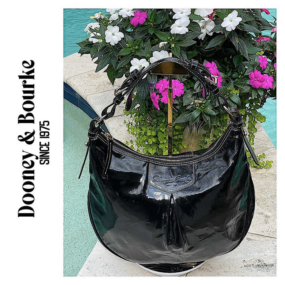 Dooney & Bourke Luisa Blk w/dark Purple Hue in sun Pat. Leather Hobo/Shouldr Bag